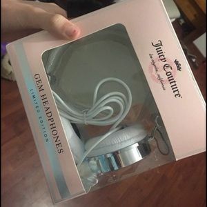 Juicy couture headphones